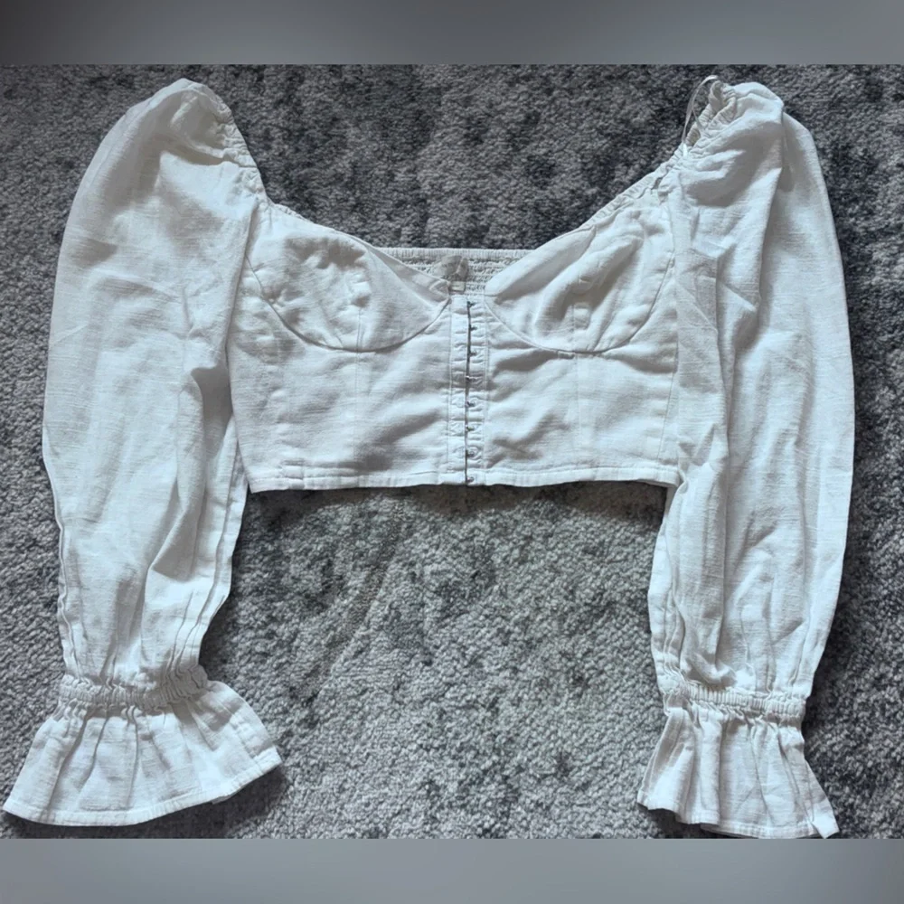 NWT urban outfitters 100% cotton long sleeve white blouse Size: Large - Picture 2 of 5